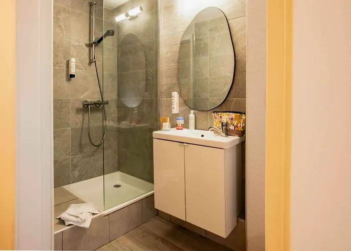 Hotel Arc-En-Ciel Colmar Contact Hotel, France