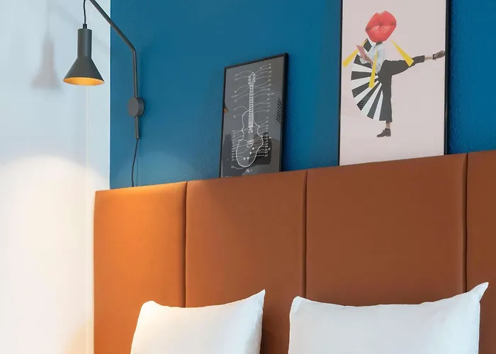 Ibis Bayeux Port En Bessin Hotel, France