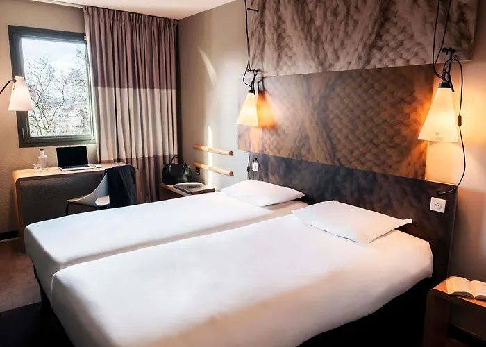 Hotel Ibis Rouen Centre Champ De Mars, Francia