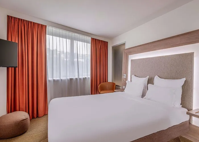 Novotel Lyon Centre-Confluence Bord De Saone, Francia