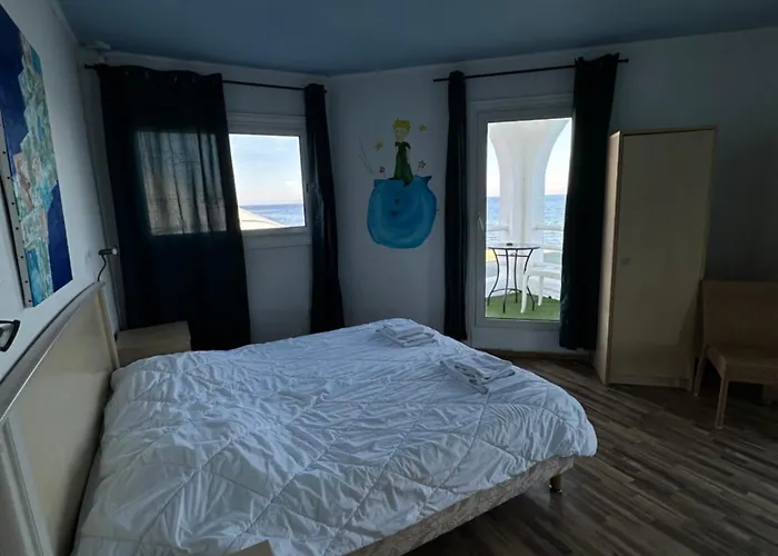 Hotel Ariana Marine du Miomo, France