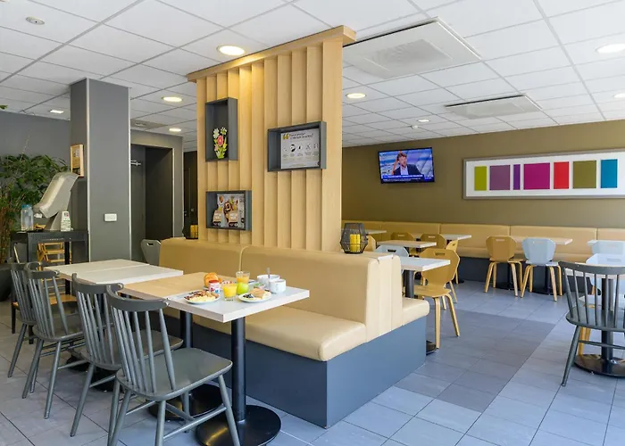 B&B Hotel Marne-La-Vallee Torcy Gare 3 Etoiles