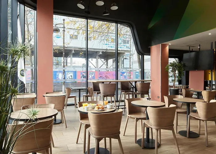 B&B Paris Ivry Quai De Seine