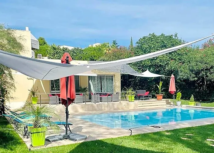 The Originals City, Hotel Nimes Costieres