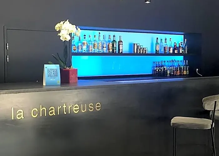 La Chartreuse Logis Hotel Restaurant