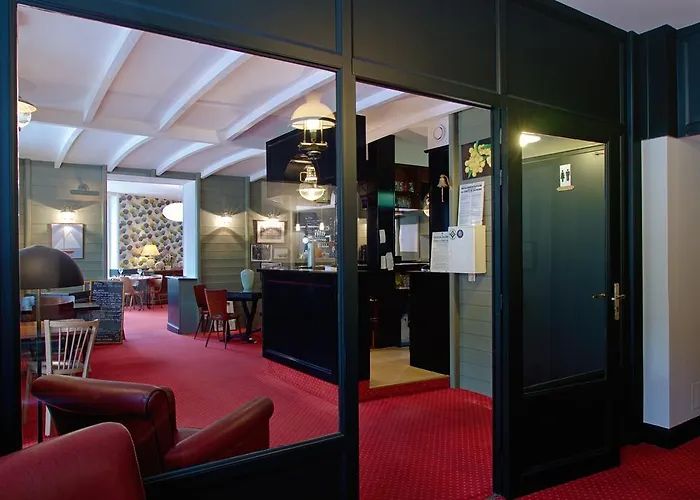 Hotel De Charme Les Mimosas Pont-Aven, Francia