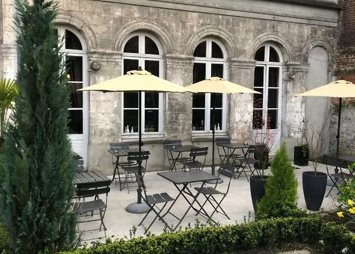L' Particulier