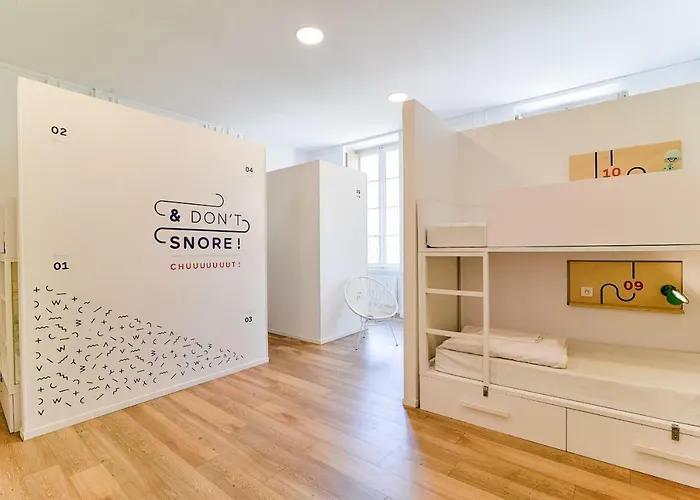 Slo Hostel Lyon Les Pentes (Adults Only), Frankreich