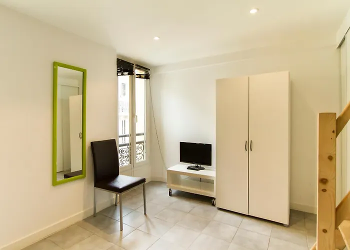 Florella Achard Apartment