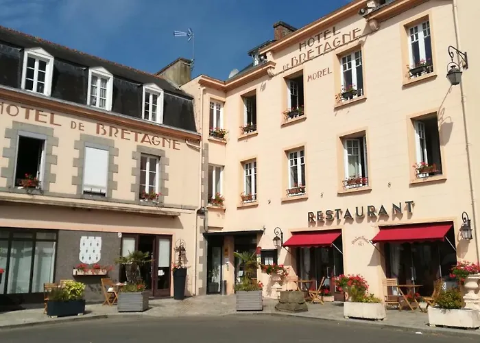 Hotel De Bretagne Dol Centre Ville - Hotel Et Restaurant Dol-de-Bretagne, France