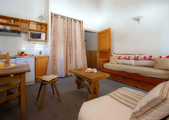 Madame Vacances Residence Alpina Lodge Val-d'Isere, France